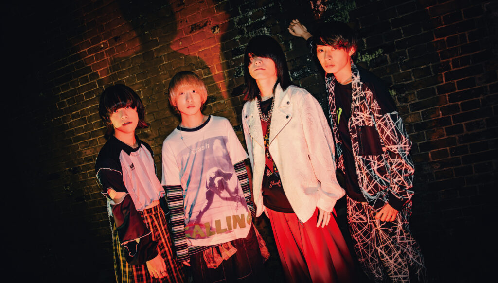 シンガーズハイ メンバーピック シンガーズハイ みつくん サイン入りピック - メルカリ